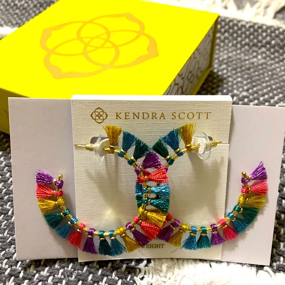 Kendra Scott Accessories - MAKE OFFER! BRAND NEW 💕 Kendra Scott Earrings